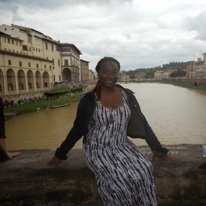 Meet your Posher, Crystal